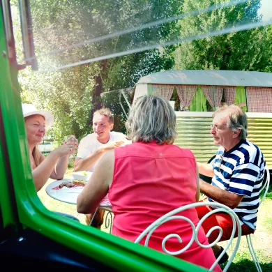 Camping L’œil dans le Rétro, Avoise