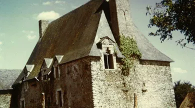 Manoir-de-Crémaillé-la-Roche-Miré-49-PCU-photo1 - ©Lefer