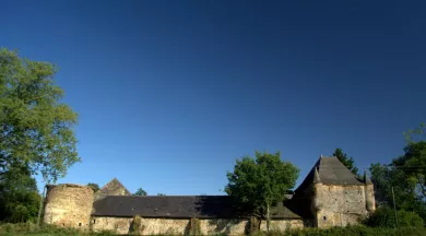 La Cour des Aulnays - Challain-la-Potherie CR Genevieve Karlson - Geneviève Karlson