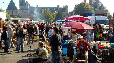 Brocante Durtal - Laura Bellanger