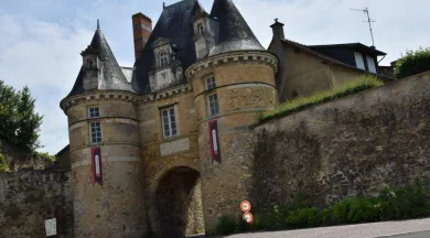 Porte Verron Durtal  - Laura Bellanger