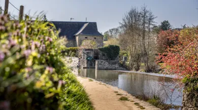 Sentier des Dames © Fabien Chéré - OT de Sainte-Suzanne les Coëvrons - Fabien Chéré