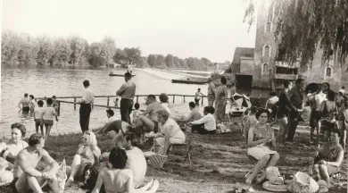 1964-08 affluence a la plage photo - Denis Freslon