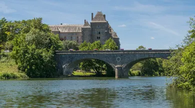Visite Solesmes - vue générale - Stevan Lira/OTVS