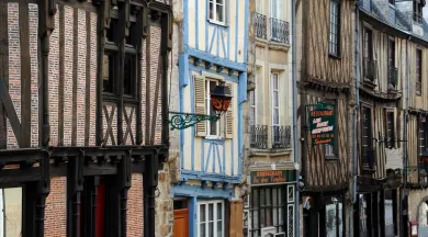 Façades de maisons en pans de bois - Ville du Mans