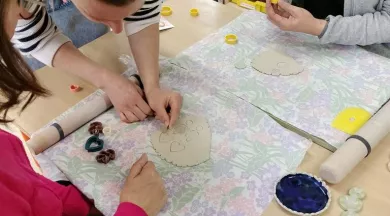 Boucles_d_oreilles - ©Musée de la faïence et de la céramique