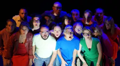 Ces gens qui vivent trop près de moi - Collectif Grand maximum - Laurianne Marié