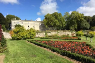 Jarzé_Château - Xavier Roquet Montegon