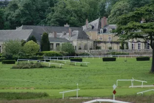 chateau-hippodrome-la-lorie-49-LOI- photo 1 - ©Hippodrome de la Lorie - Segré