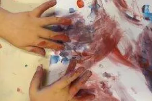 Des doigts hauts en couleurs - CDT53