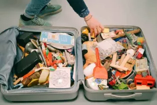 atelier théâtre d'objets - ©Le Carré