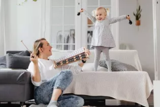 séance partagée enfants-parents - ©Pays de Craon