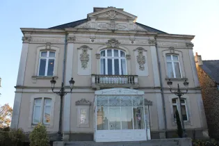 Extérieur Théâtre de Mayenne - PAH