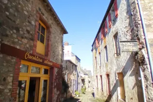 Grande Rue, Sainte-Suzanne - PAH