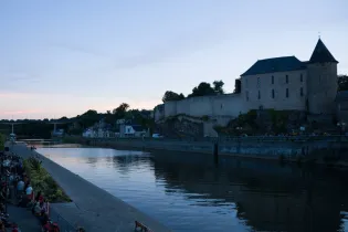 Mayenne vue  - Laura REMOUE