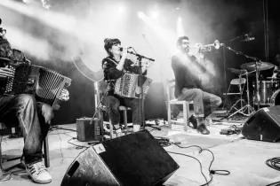 ma petite - ©©Véronique Chochon | Ma Petite + choeur et orchestre éphémères (Clôture de Sais