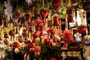 christmas-market-550323_1280 - Pixabay