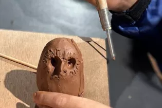 modelage - ©Musée de la faïence et de la céramique