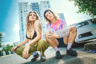 JNJ_PS_ACHILE_AVEC_UN_L-16 - Grande - ACHILE AVEC UN L