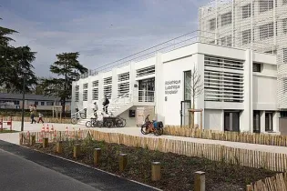 Bibliothèque ludothèque de Monplaisir_1 - Thierry Bonnet