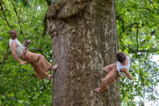 Deux dans l'arbre_1 - ©CitaStudio