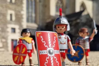 Ils sont fous ces Romains ! Le château en Playmo'_1 - Domaine National du château d'Angers